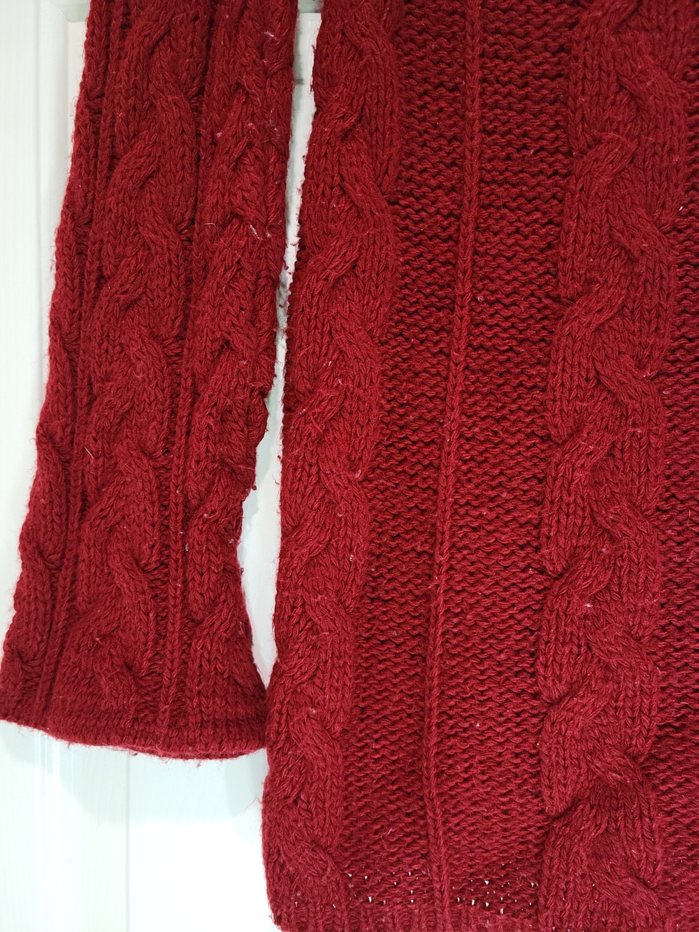ALLOY Off-the-Shoulder/Boatneck Cable Knit Sweater in Red - Picture 6 of 11